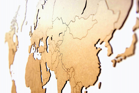 Деревянная карта мира размер S (коричневая) - рис 4.