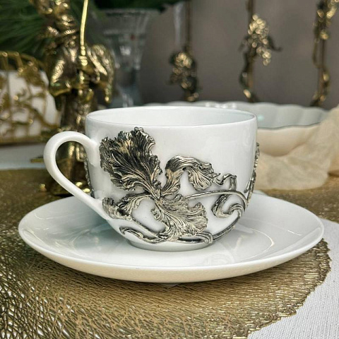 Чашка с блюдцем Ирис в подарочной упаковке