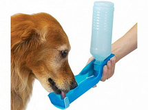 Поилка прогулочная для собак Pet Feeding Bottle
