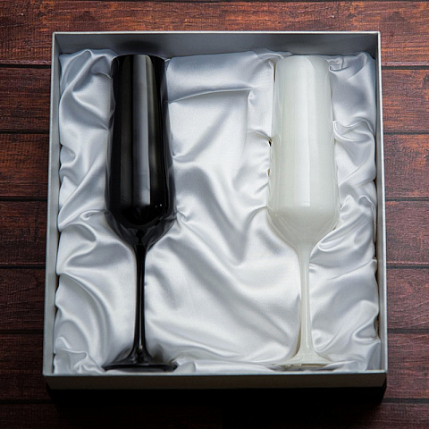 Набор бокалов для шампанского из черного и белого стекла (2 шт) - рис 2.