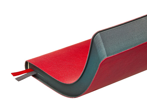 Ежедневник А5 датированный Boston 2026, красный с серым обрезом - рис 6.