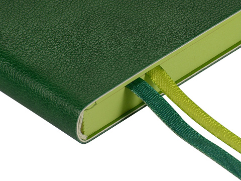 Ежедневник А5 датированный Boston 2026, зеленый с салатовым обрезом - рис 3.